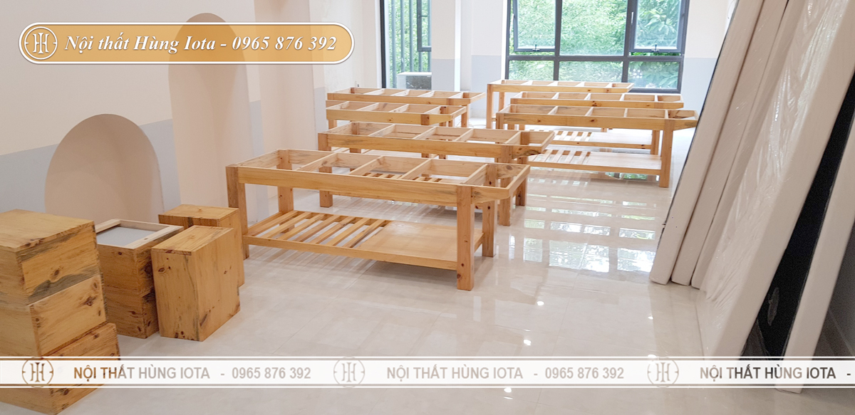 Thiết kế giường spa màu gỗ cho spa ở khu đô thị Ecopark Văn Giang