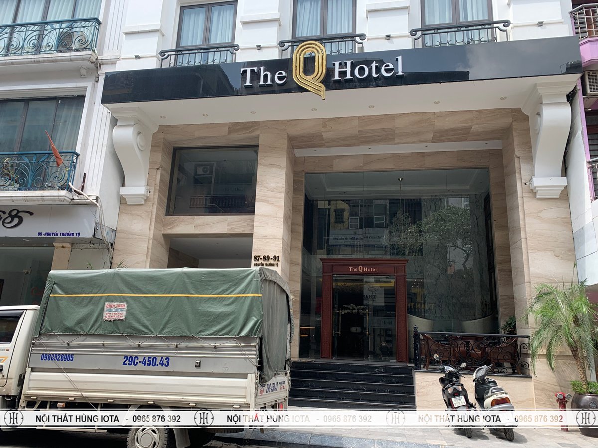 Vận chuyển giường massage spa tới khách sạn The Q Hotel 