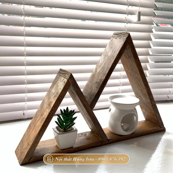 Kệ tam giác gỗ decor bàn học, bàn làm việc