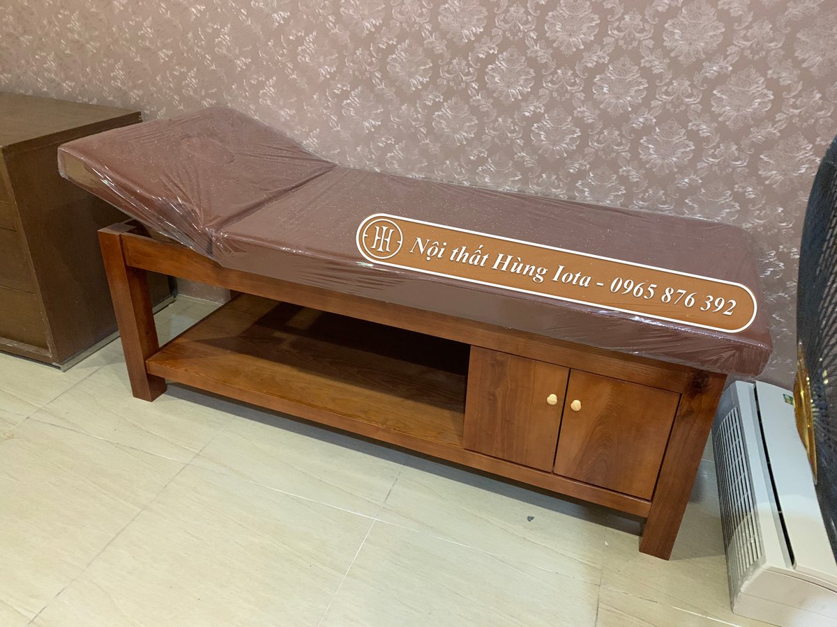 Giường massage gia đình gỗ sồi có tủ tại Long Biên