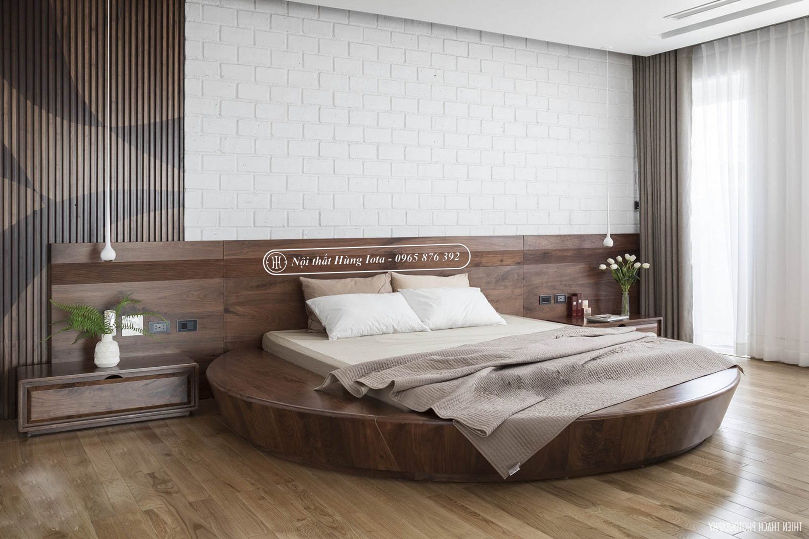 Giường ngủ gỗ óc chó hình tròn đẹp sang trọng