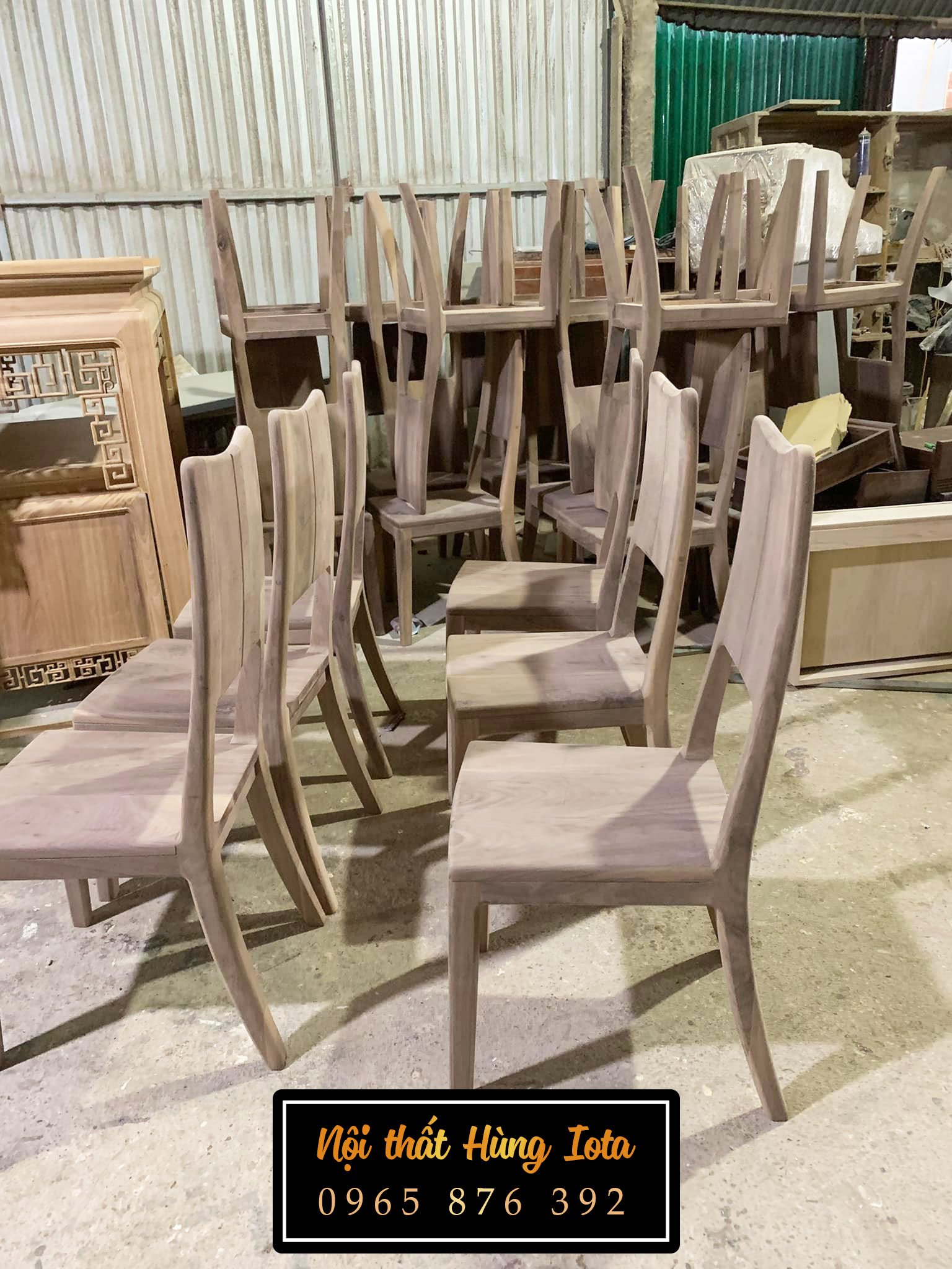 Xưởng sản xuất ghế ăn gia đình gỗ óc chó giá rẻ