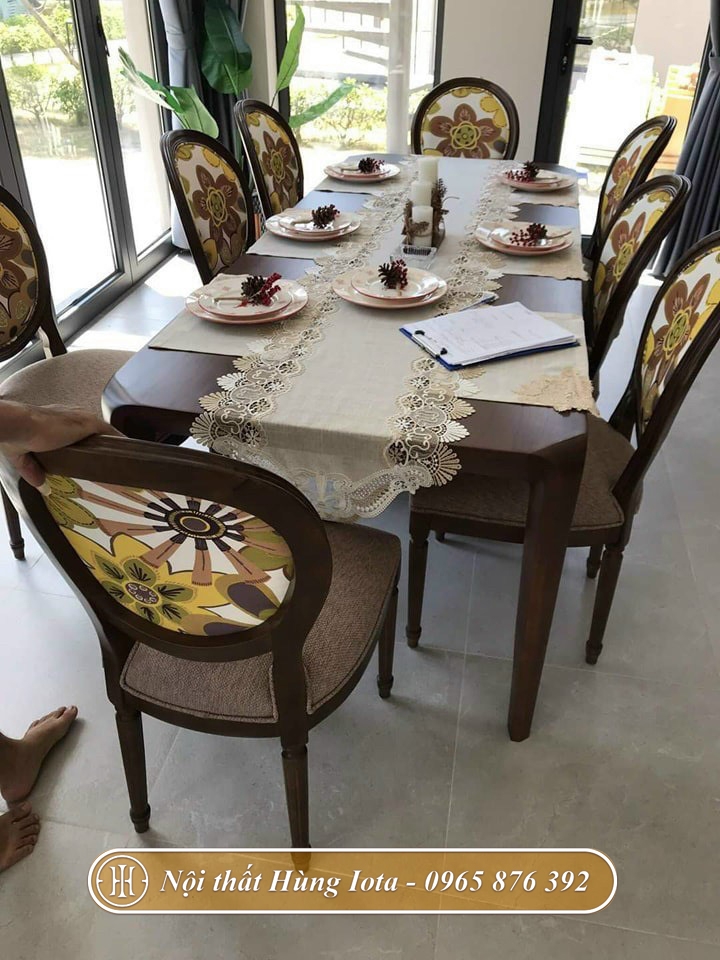 Lắp đặt bộ bàn ăn 8 ghế phong cách Indochine đẹp thanh lịch