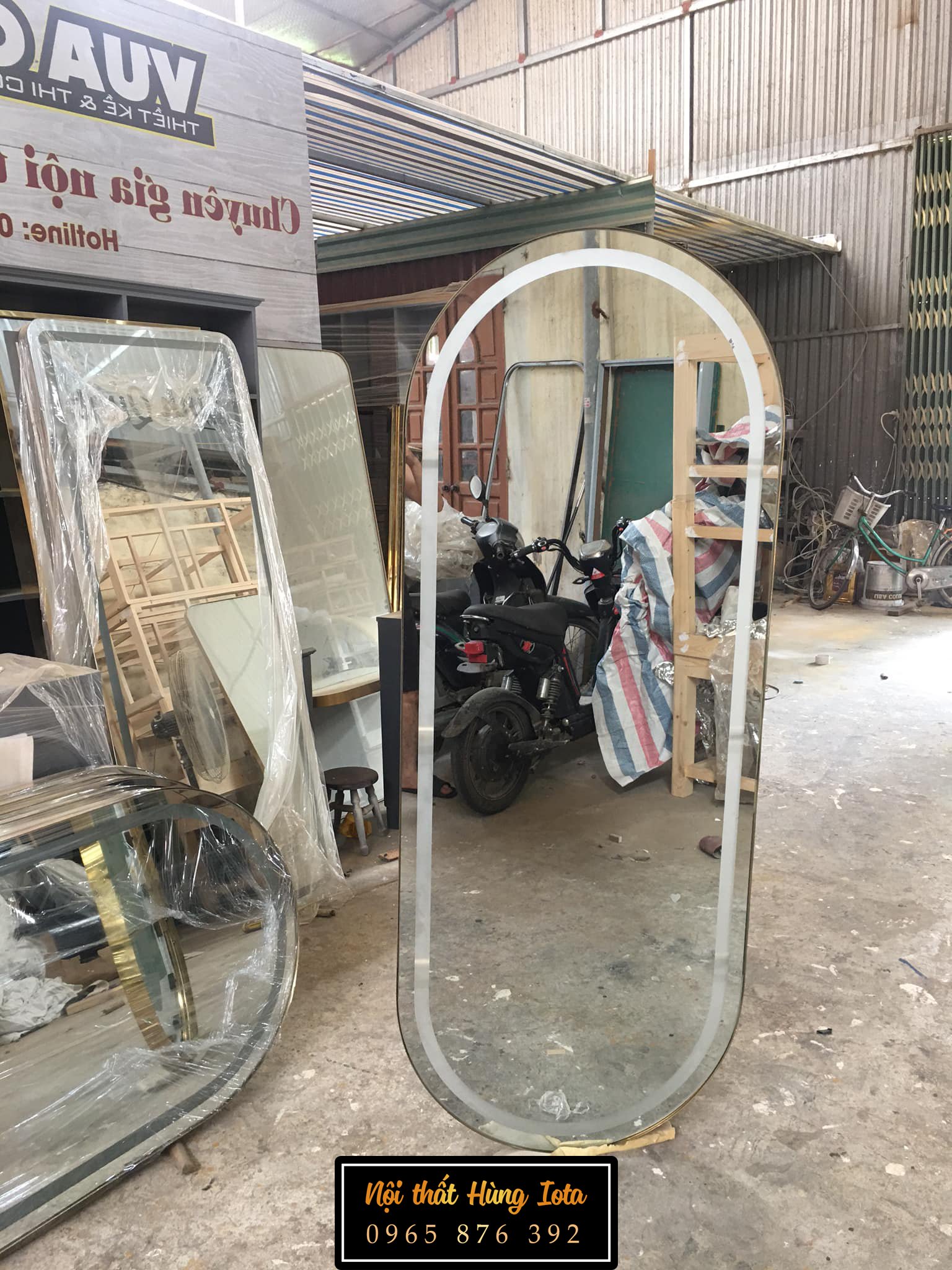 Xưởng sản xuất gương cắt tóc mái vòm uy tín tại Hà Nội