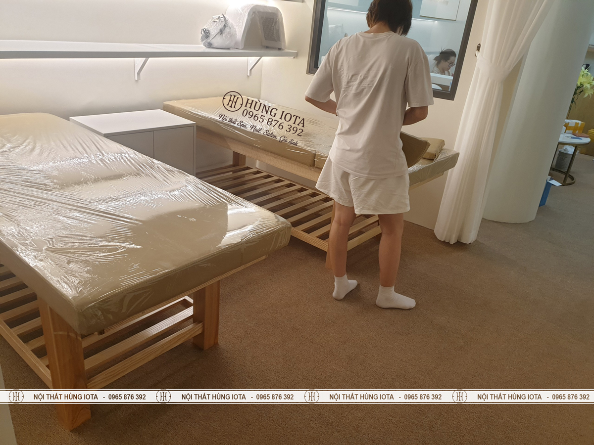 Lắp đặt giường massage nâng đầu cho spa ở Cầu Giấy