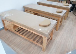 Thumb setup giường spa gỗ phòng khám ở Tây Sơn
