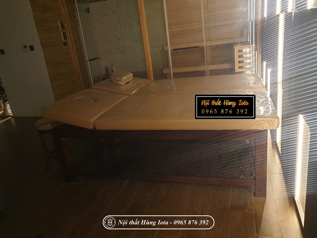 Lắp đặt giường massage gỗ sồi cho khách sạn