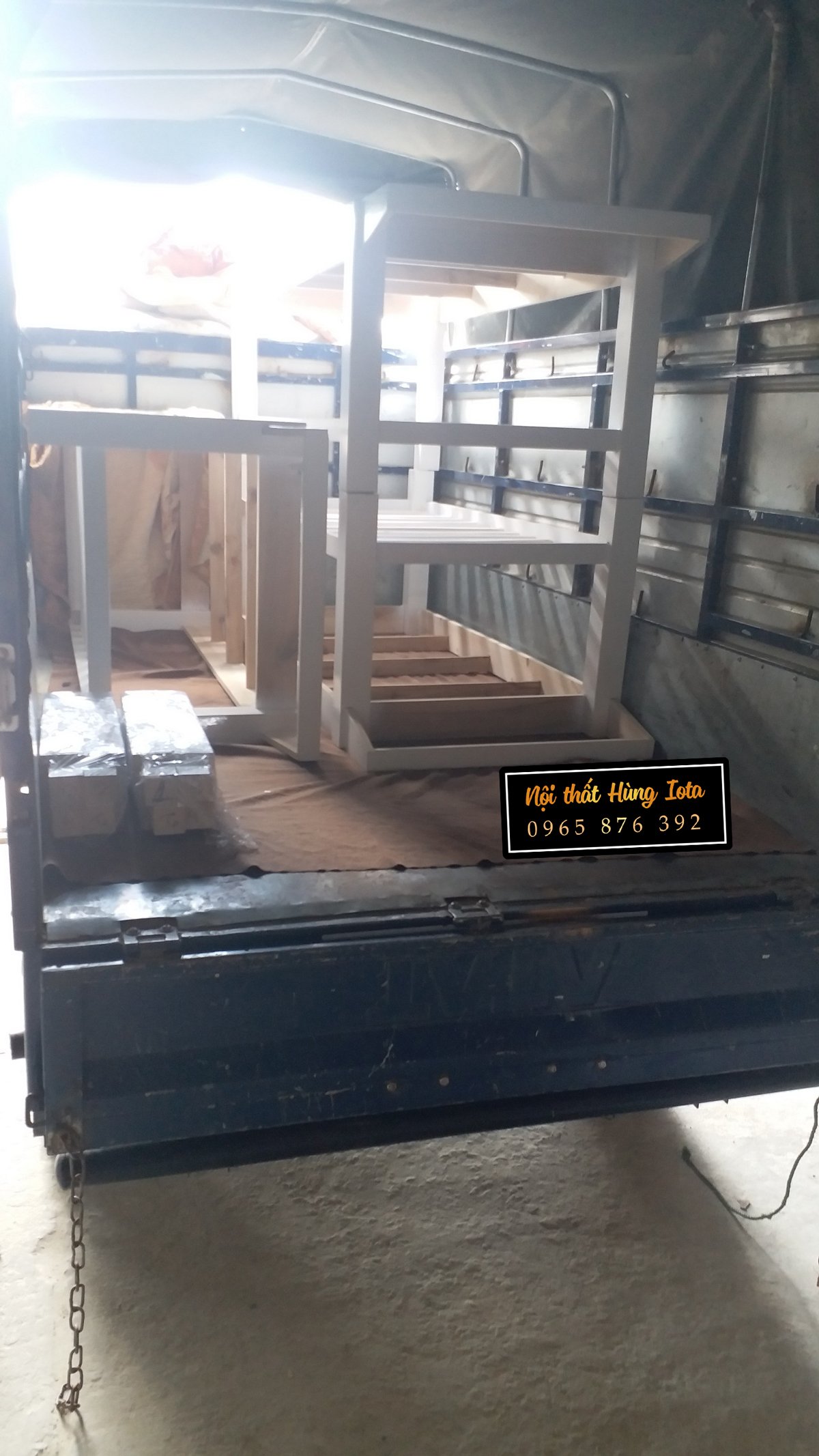 Xưởng sản xuất giường spa lắp ghép tại Hà Nội