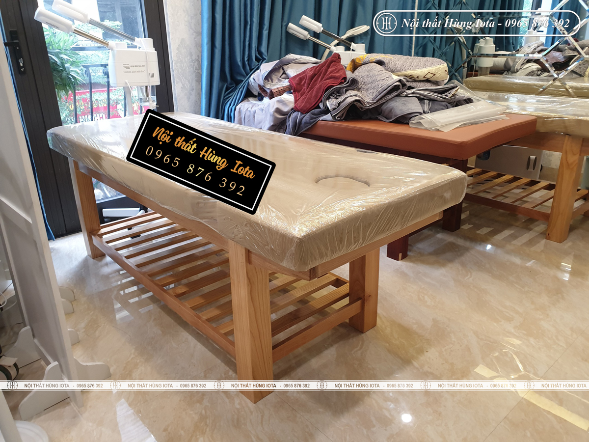 Giường massage cao cấp đơn giản gỗ sồi lộ vân cho spa
