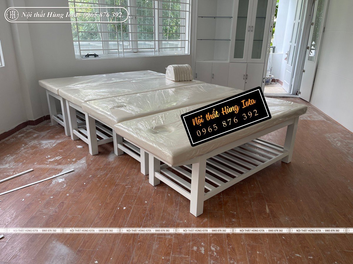Lắp đặt giường massage màu trắng cho Chang Hanna tại Cầu Giấy