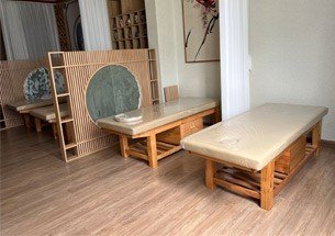 Thumb giường massage spa màu gỗ tại Tây Hồ