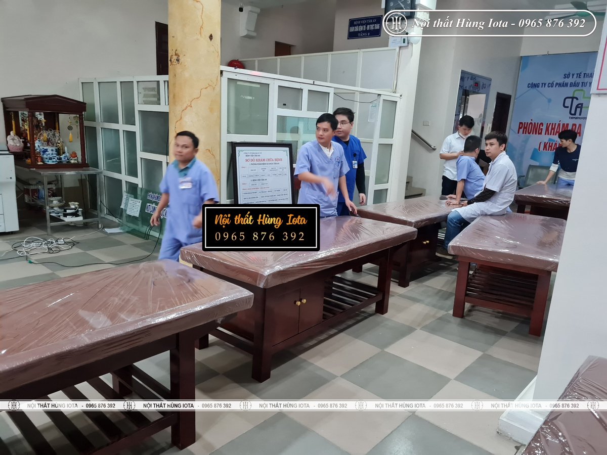 Giường spa gỗ sồi cho bệnh viện Tâm An - Thanh Hóa