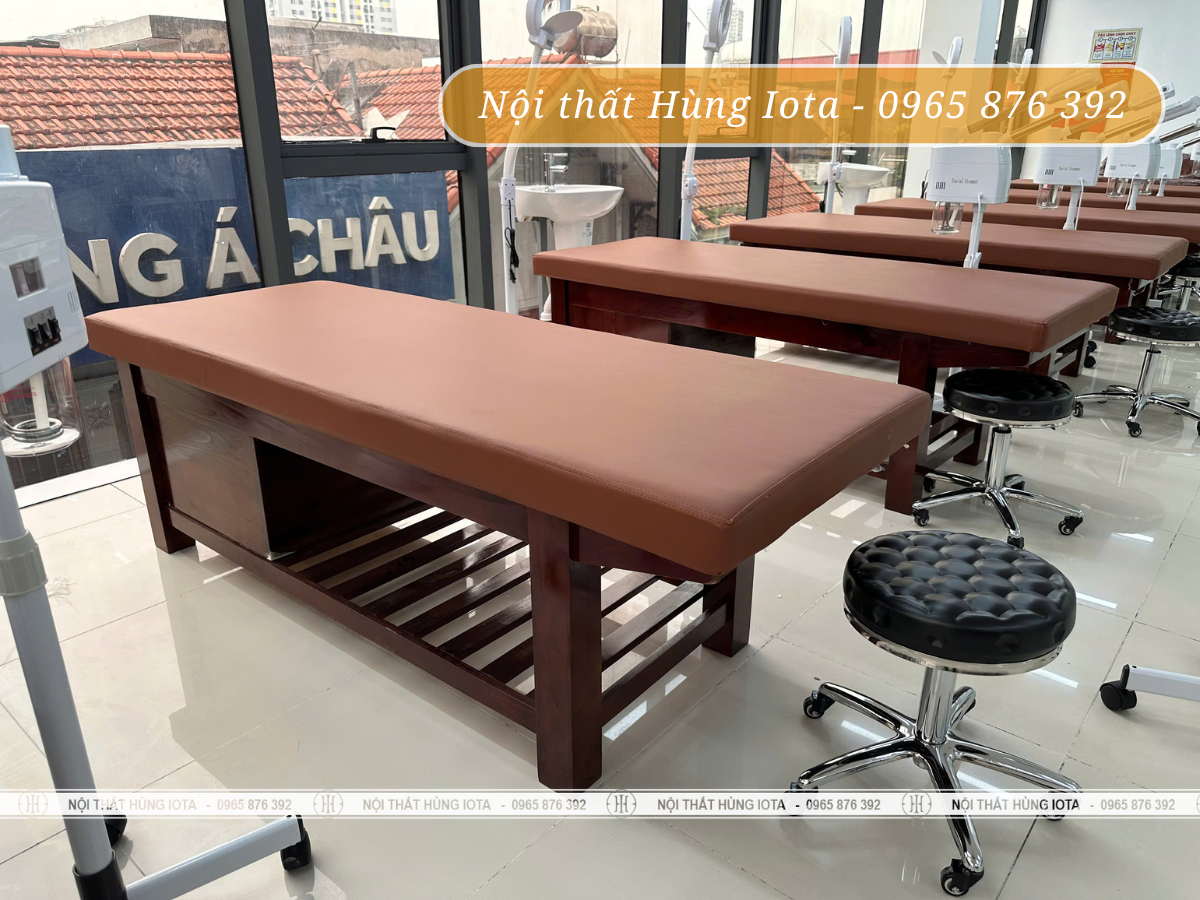 Lắp đặt giường spa có tủ màu nâu tại Hà Đông