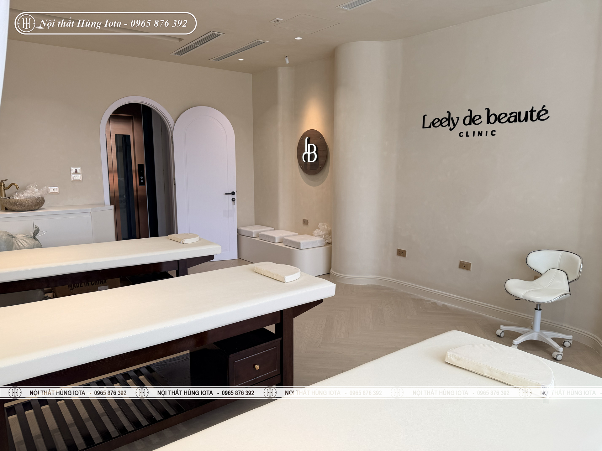 Giường spa chăm sóc da ở Đống Đa có tủ