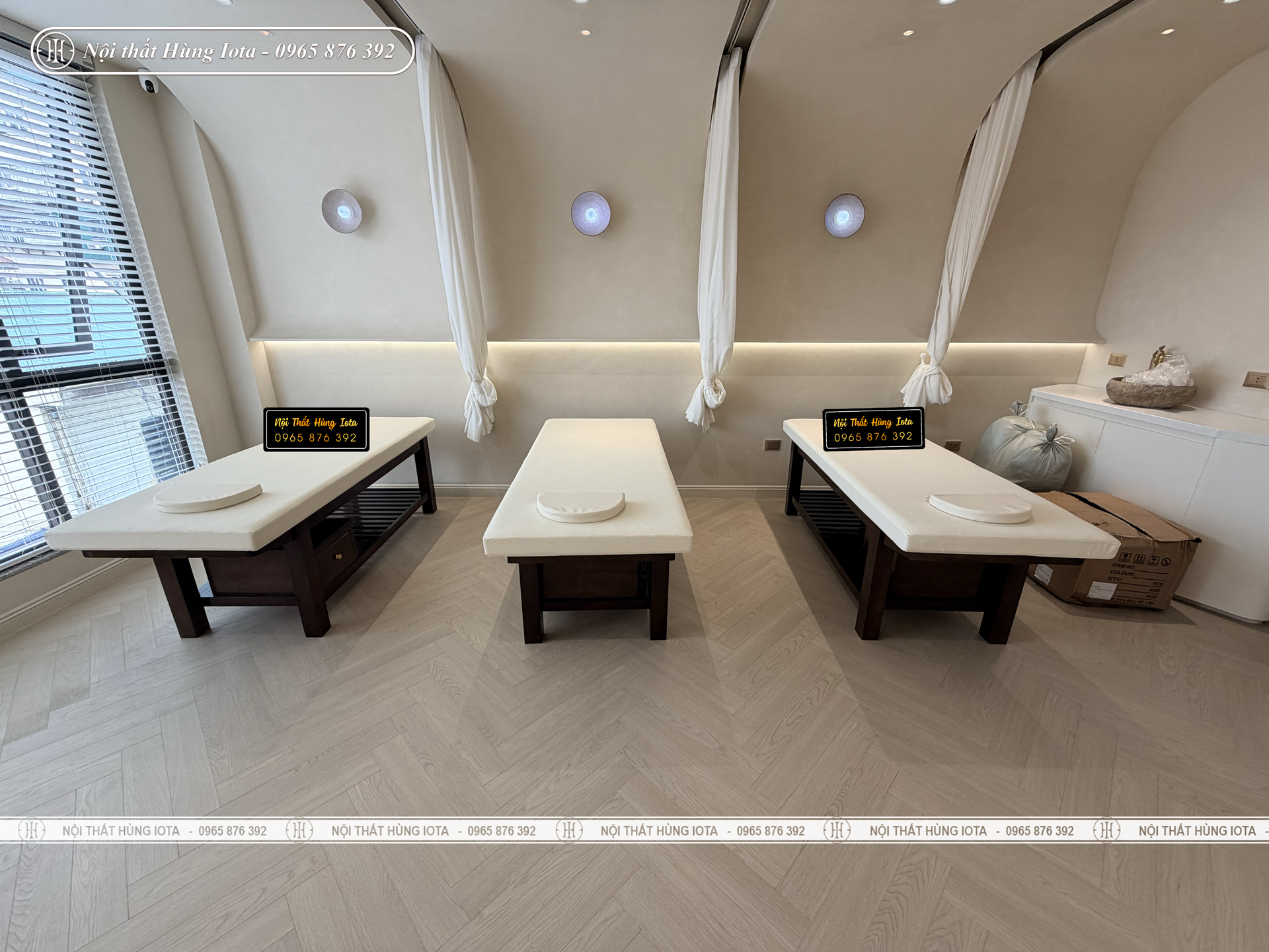 Giường spa có tủ màu nâu ở Đống Đa