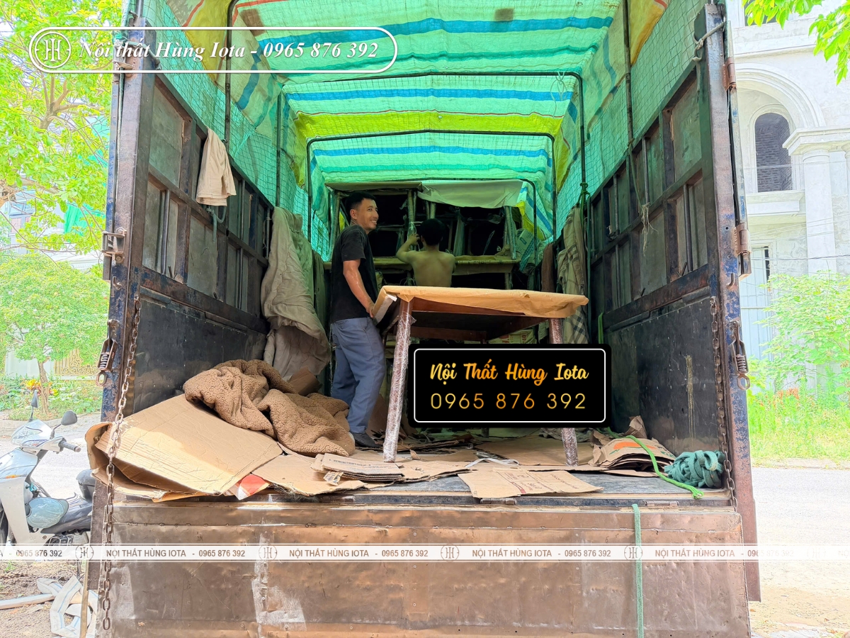 Vận chuyển bàn ghế ăn cho Viện dưỡng lão Nozomi