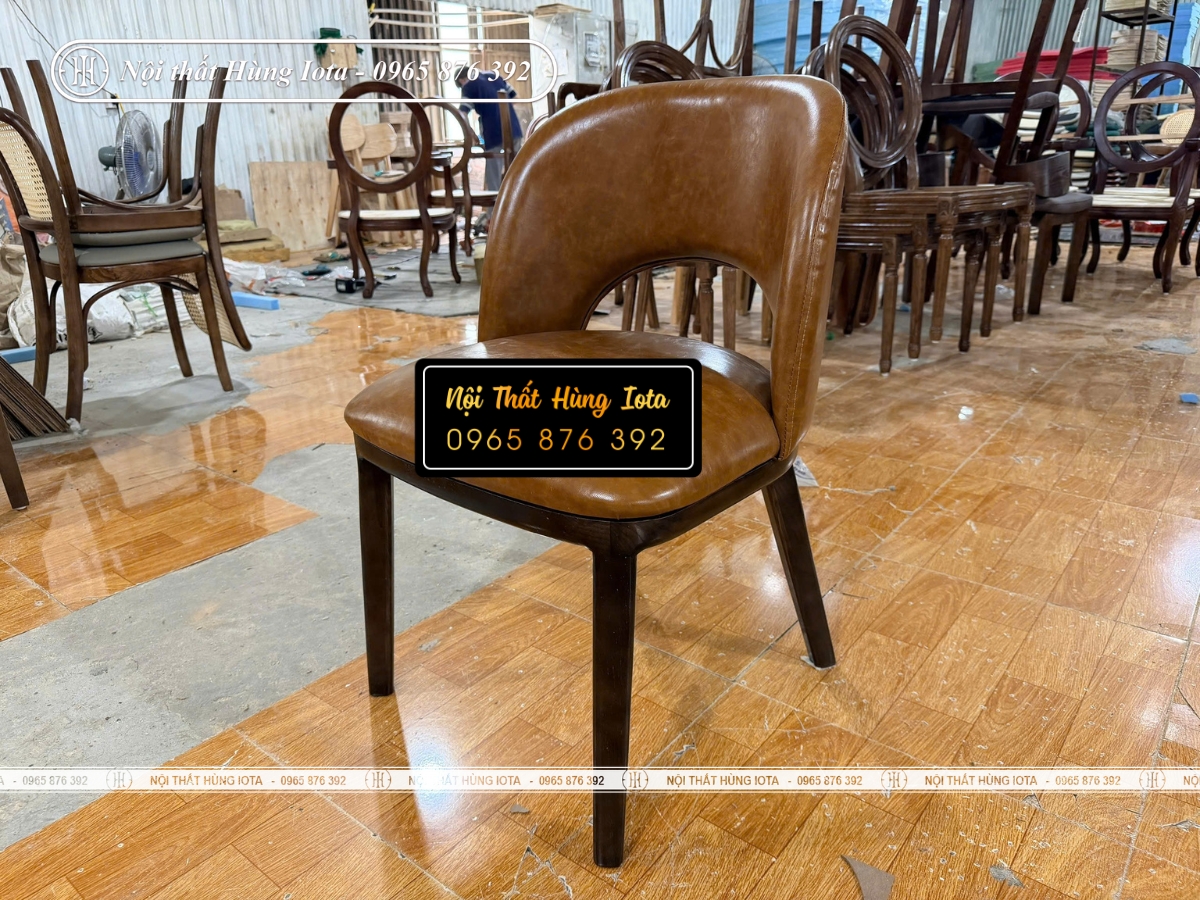 Ghế cafe gỗ lưng thoáng