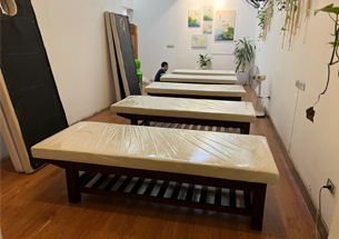 Thumb Lắp đặt giường spa massage chân thấp