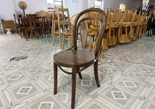 Thumb ghế cafe gỗ mặt tròn