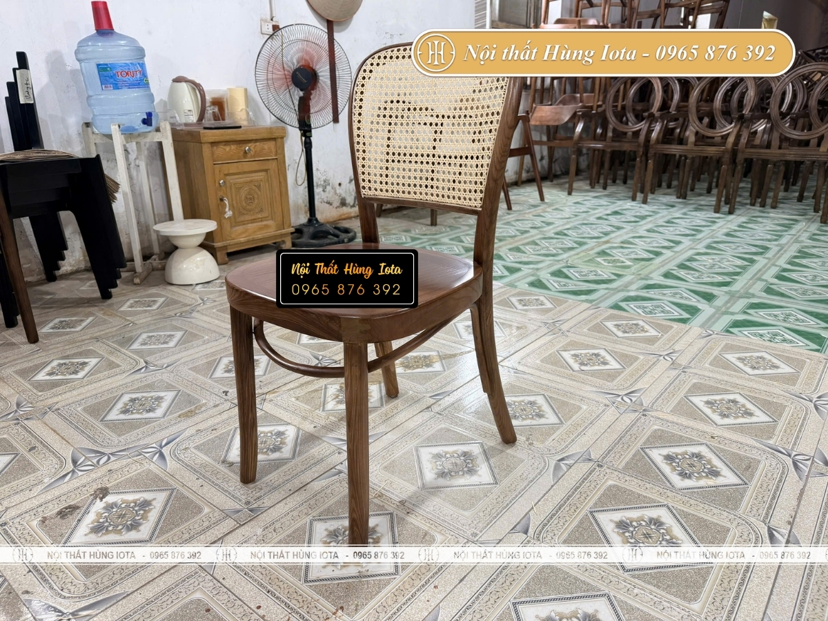 Xưởng sản xuất ghế ngồi cafe tựa lưng đan mây
