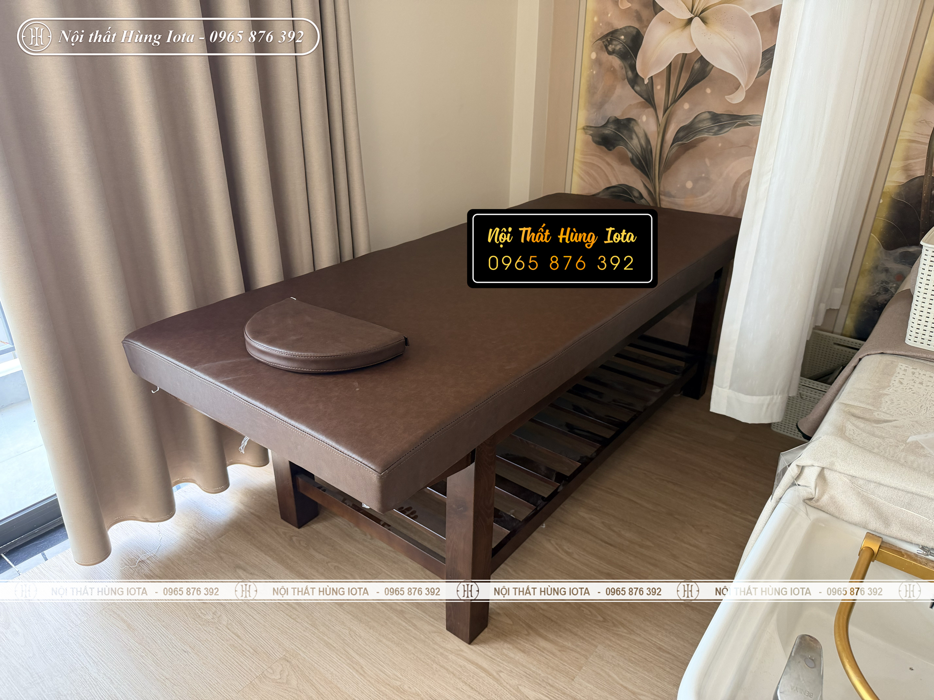 Giường massage body màu nâu ở Long Biên