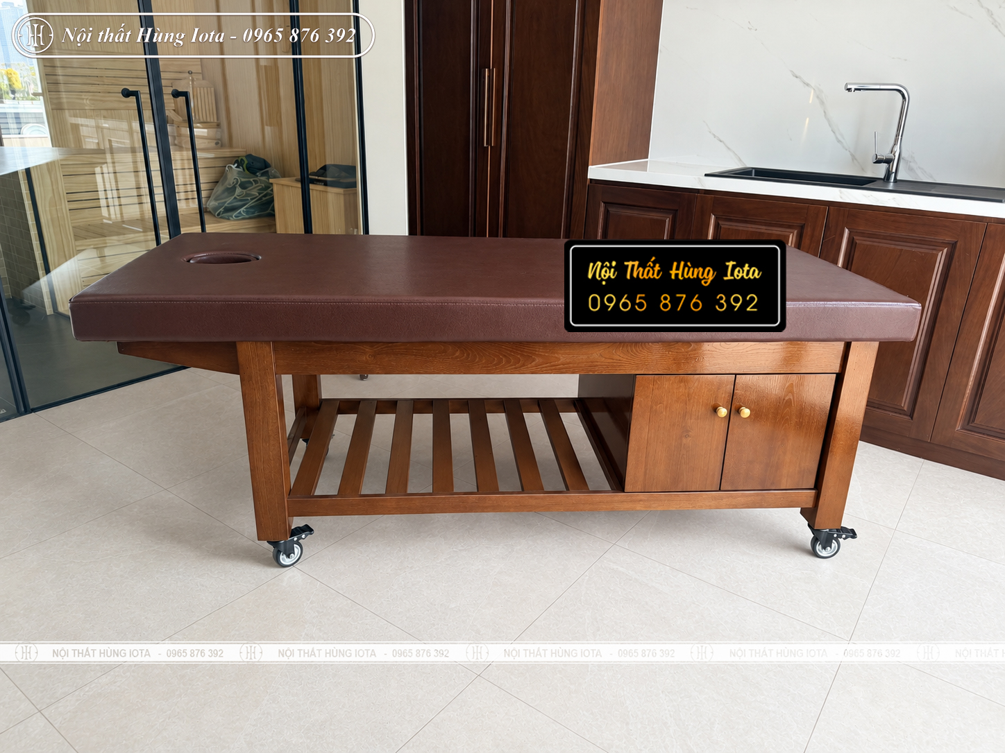 Giường massage body di động bánh xe ở Mễ Trì