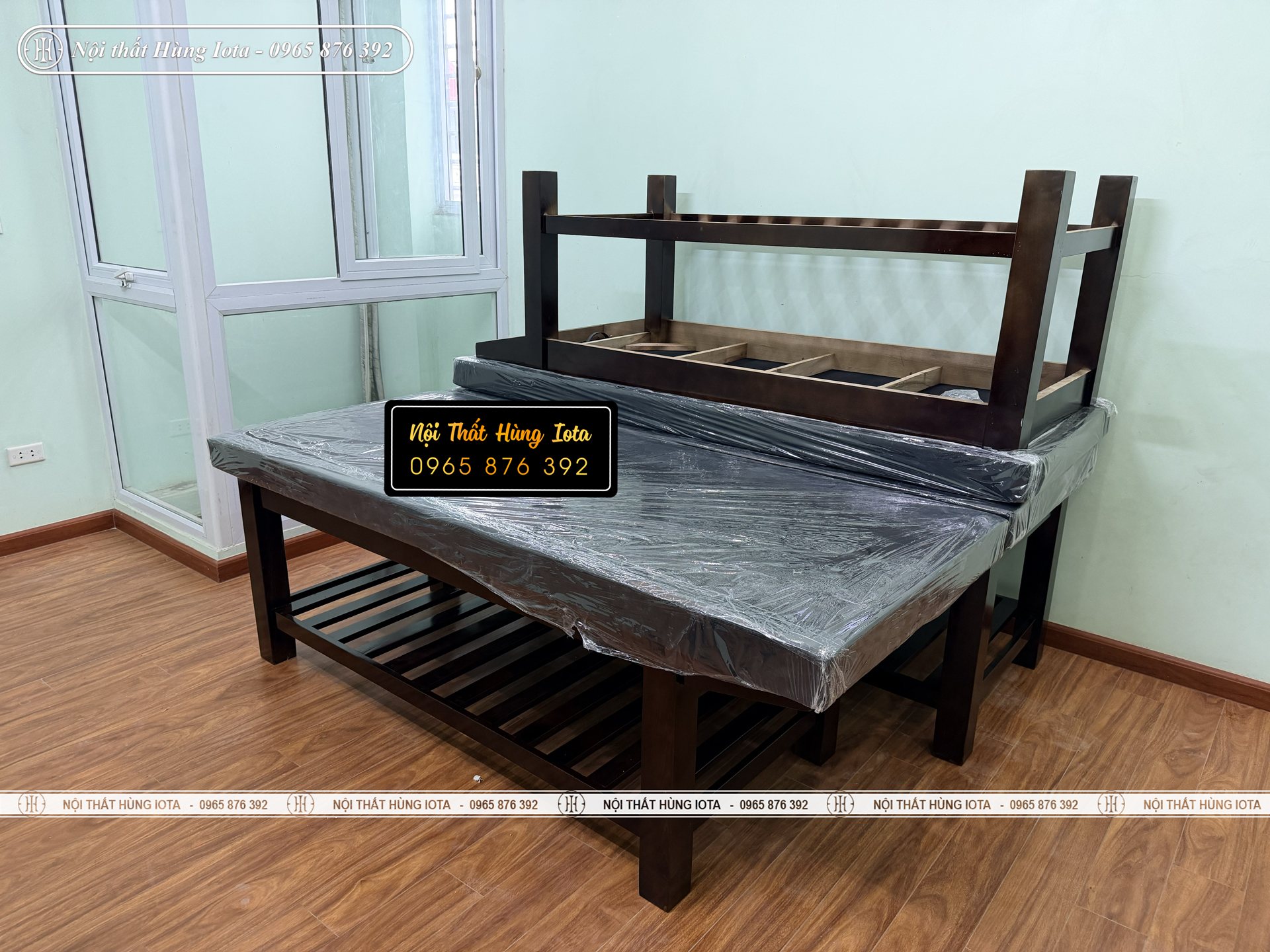 Giường spa màu nâu đen ở Mỹ Đình