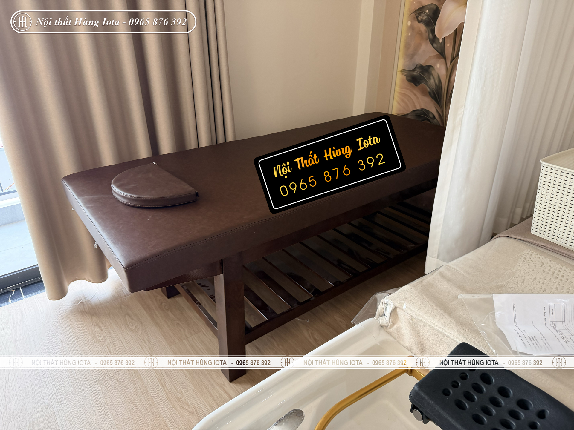 Giường spa màu nâu ở Nguyễn Lam, Long Biên
